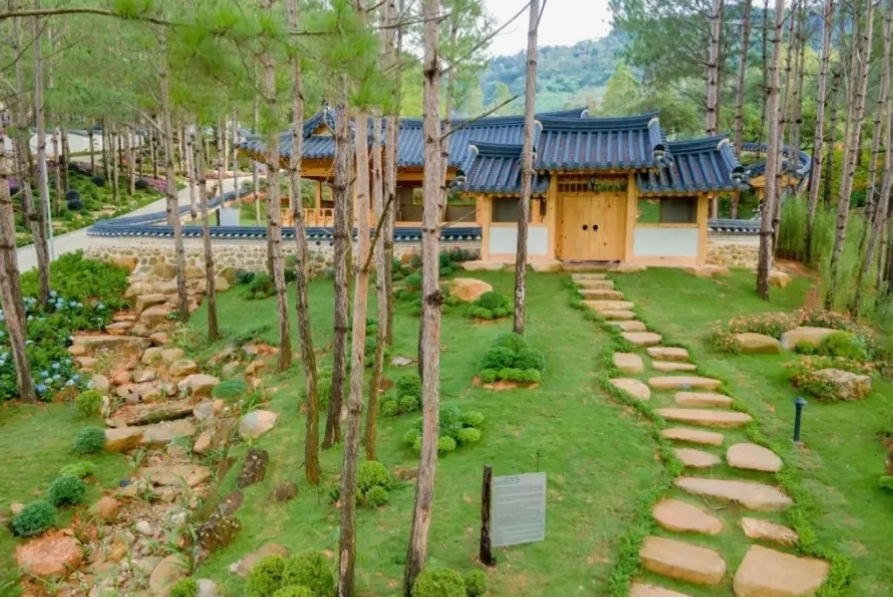 Nhà cổ Hanok mang đến nét kiến trúc độc đáo của Hàn Quốc