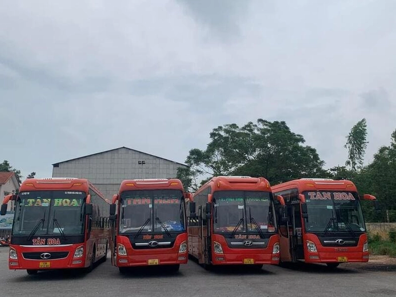Nhà Xe Tân Hoa: Thông tin chi tiết về các tuyến đường và dịch vụ 2026
