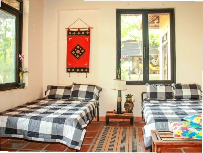 Phòng khách sạn Coco Homestay Phan Thiết với nội thất gỗ ấm cúng