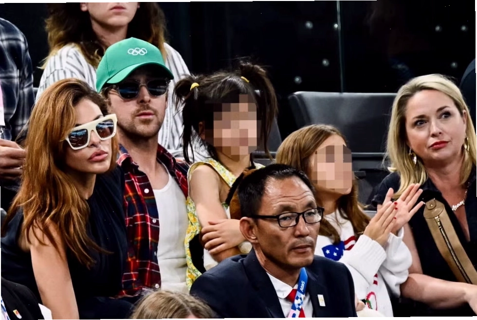 Ryan Gosling and Eva Mendes in a public appearance