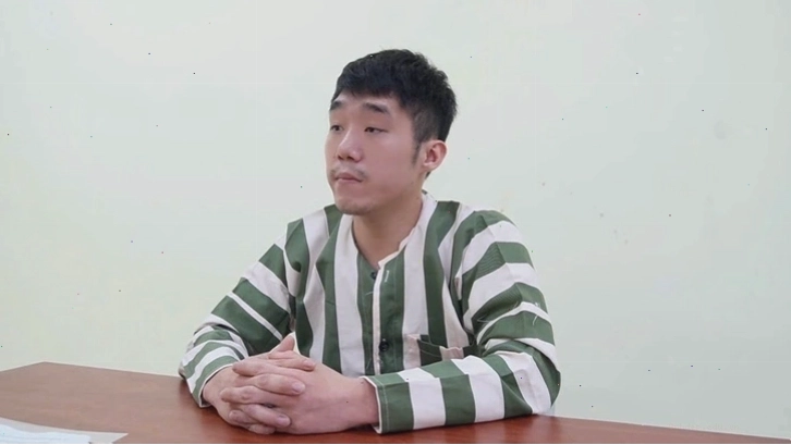 Tiktoker 'Dù Bầu Trời' bị bắt giữ vì những phát ngôn gây chia rẽ vùng miền