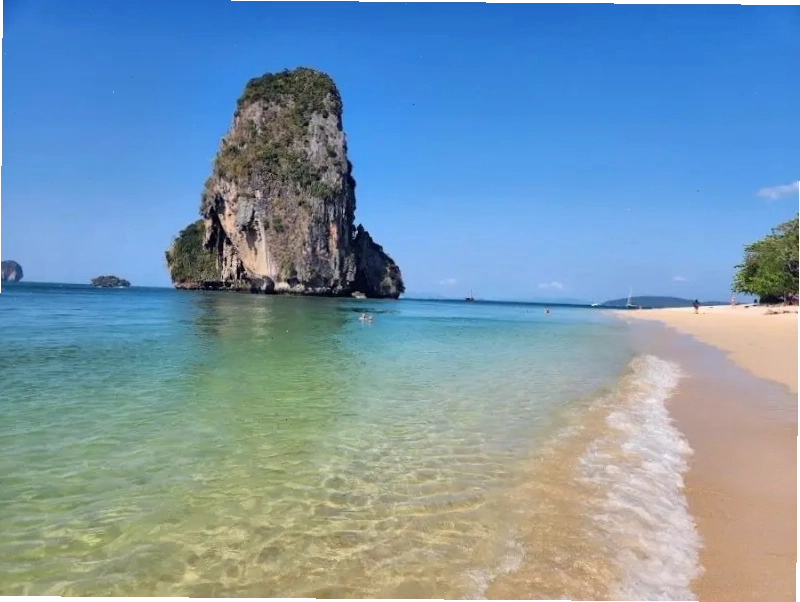 Vẻ đẹp mê hồn của Biển Phra Nang, một trong những bãi biển đẹp nhất Thái Lan