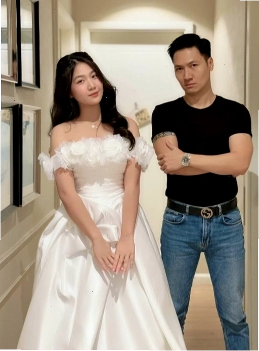 Vẻ ngoài trong sáng của bé Chíp con gái Mạnh Trường