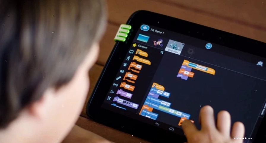 lap-trinh-robot-bang-khoi-lenh-block-coding-cho-be