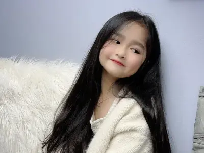 Xem ngay bộ sưu tập hình ảnh em bé gái dễ thương Full HD 4K