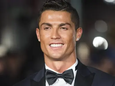Sưu tầm ngay về máy 77+ ảnh Ronaldo đẹp trai Full HD 4K