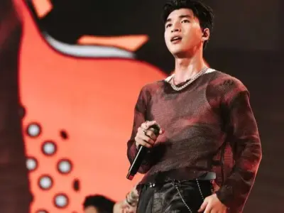 Sự nghiệp của Rapper Hiếu Thứ Hai qua những hình ảnh đặc sắc
