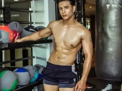 Sự biến đổi phong cách của nam vương Trịnh Bảo qua từng hình ảnh