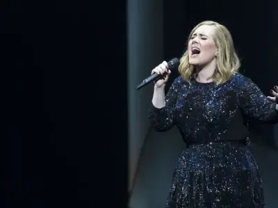 Tiểu sử của Adele - Bộ sưu tập ảnh chân dung đầy quyền lực