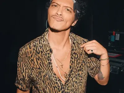 Những hình ảnh bruno mars lịch lãm trên sân khấu và đời thường