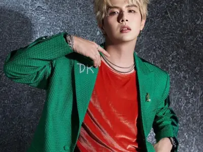 Hình ảnh diễn viên Duy Khánh trong gia đình haha