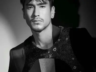 Những hình ảnh tình bể bình của Nadech và Yaya