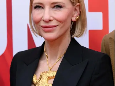 Cate Blanchett - Loạt ảnh nữ hoàng Elizabeth đầy quyền uy