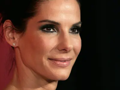 Top khoảnh khắc đáng nhớ của nữ diễn viên Sandra Bullock