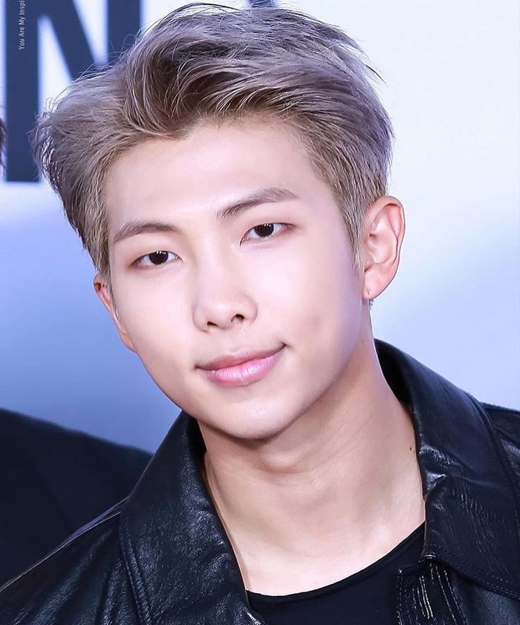 RM BTS ánh nhìn thân thiện