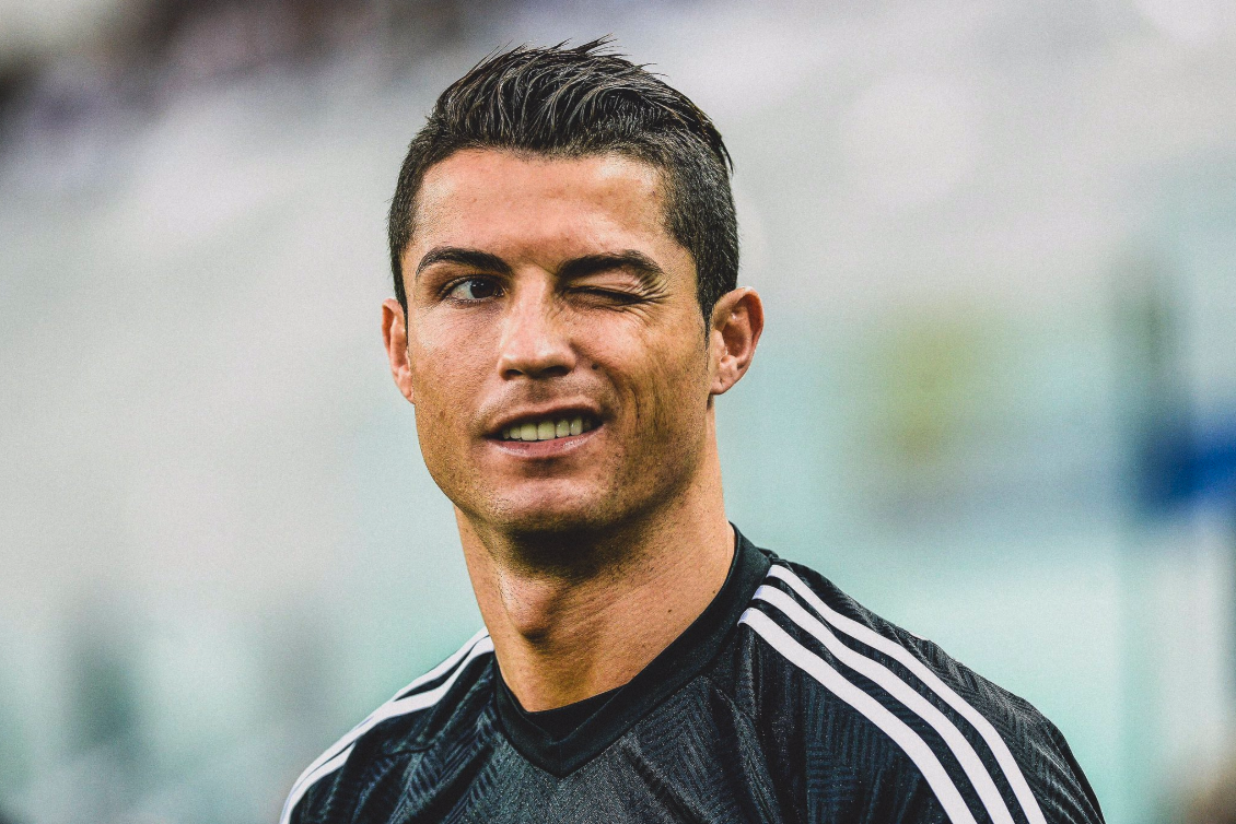 Ảnh Cristiano Ronaldo thi đấu - Ảnh 7