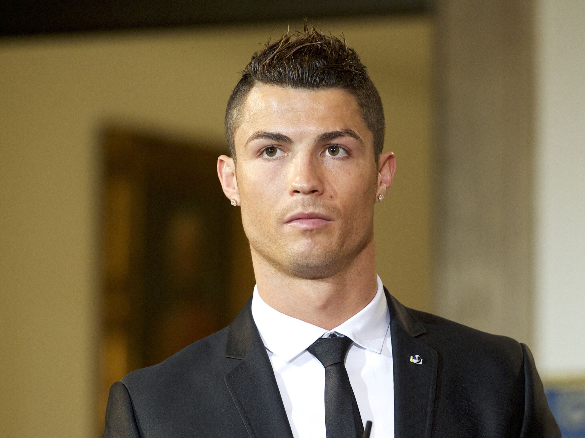 Hình ảnh Cristiano Ronaldo đẹp trai - Ảnh 5