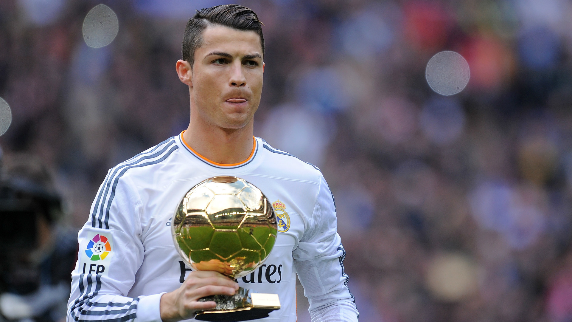 Hình ảnh Cristiano Ronaldo đẹp trai - Ảnh 10