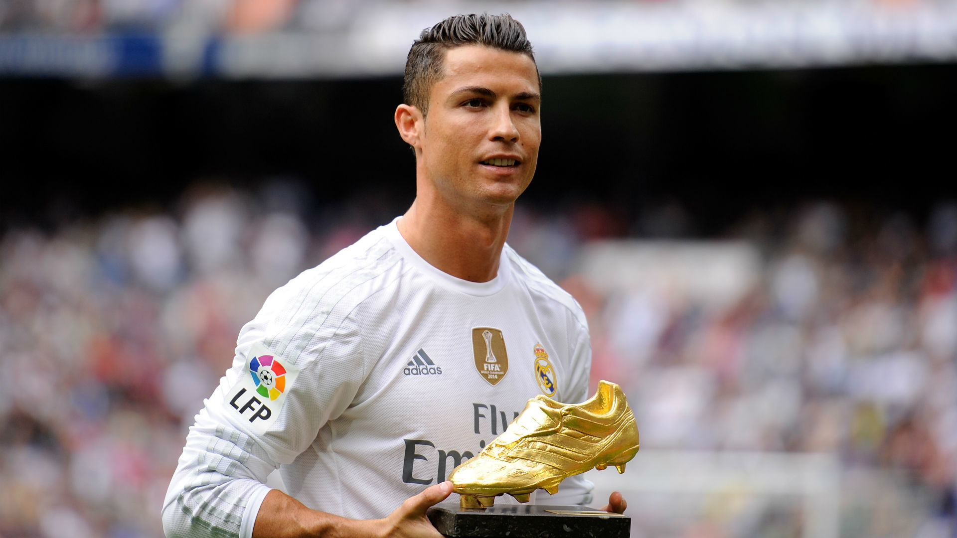 Hình ảnh Cristiano Ronaldo đẹp trai - Ảnh 11