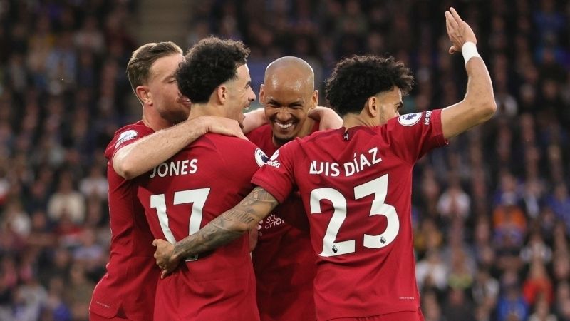 Ảnh cầu thủ Liverpool ăn mừng chiến thắng 7