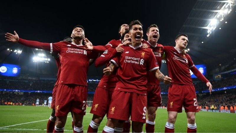 Ảnh cầu thủ Liverpool ăn mừng chiến thắng 14