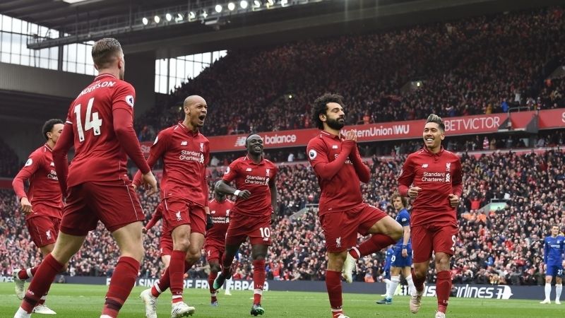 Ảnh cầu thủ Liverpool ăn mừng chiến thắng 15