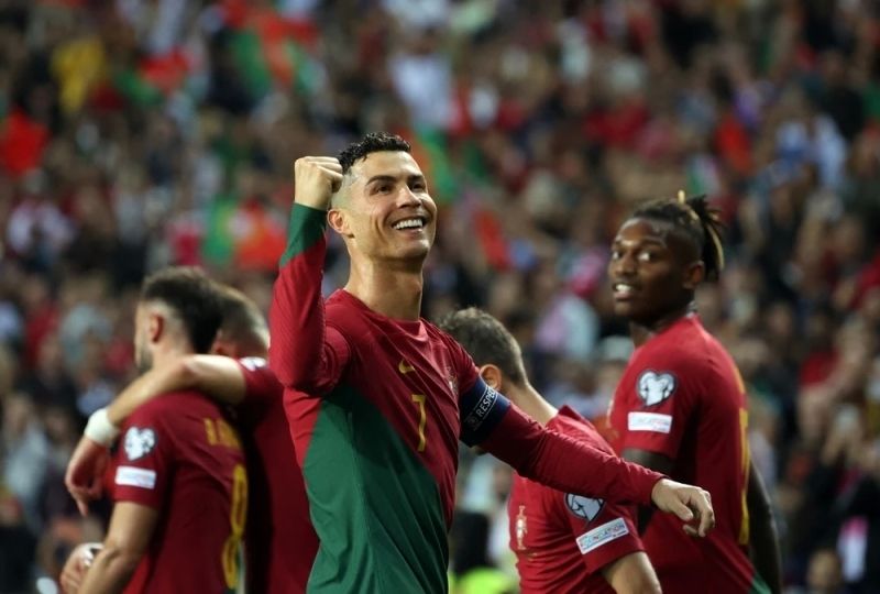 Hình ảnh Ronaldo ăn mừng chiến thắng
8