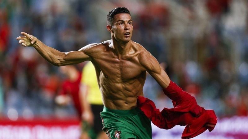 Hình ảnh Ronaldo ăn mừng chiến thắng
1