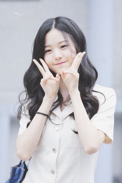 Ảnh Wonyoung cute 14