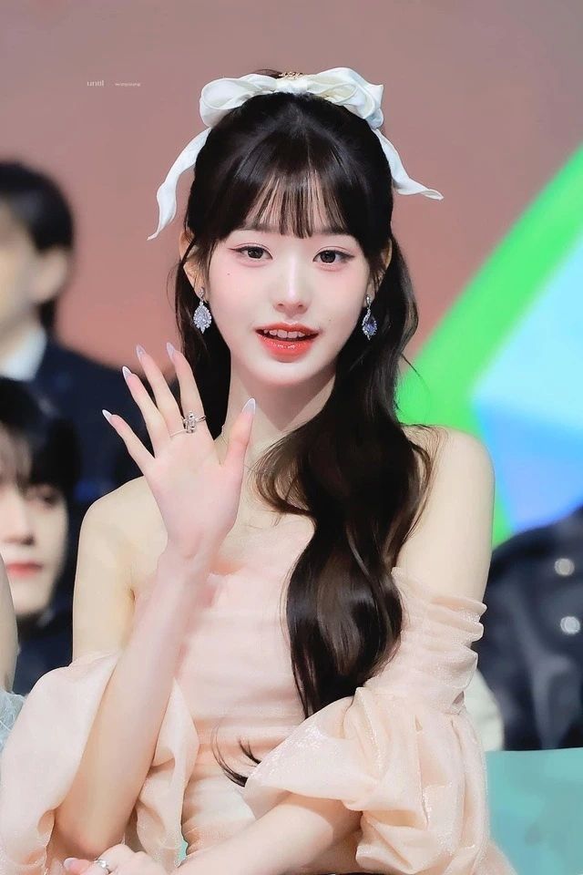 Ảnh Wonyoung đẹp 15