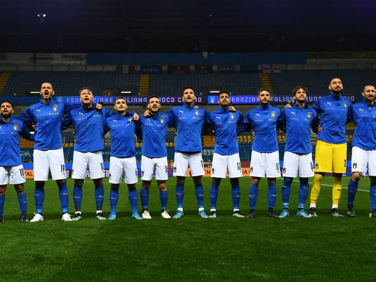 Ảnh các cầu thủ đội tuyển Italia thi đấu mới nhất 8