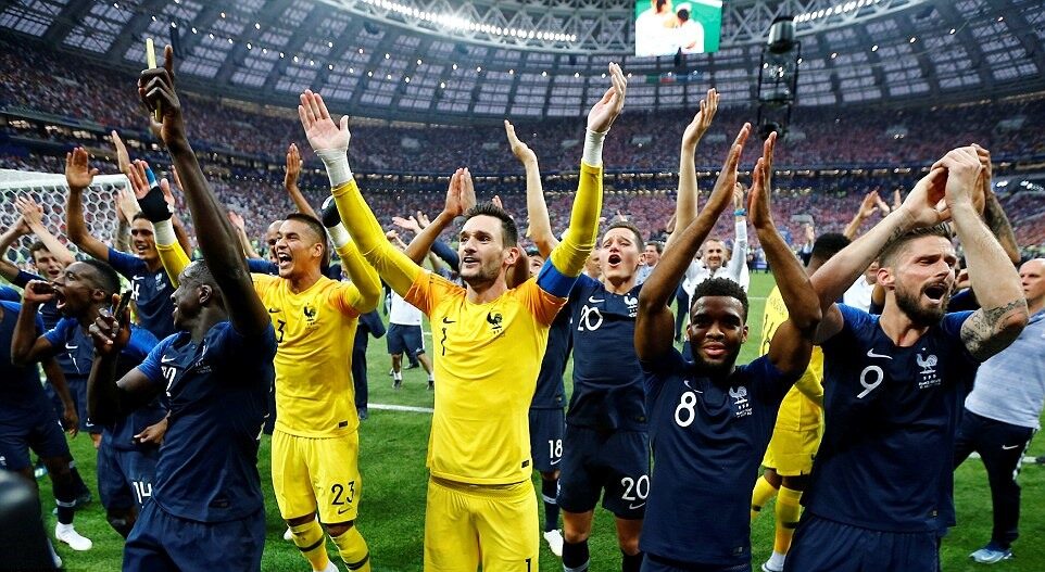 Hình ảnh những khoảnh khắc đẹp của đội tuyển Pháp 14