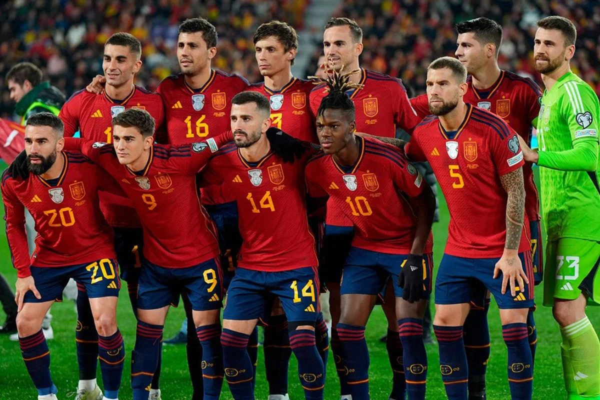 Khoảnh khắc lịch sử đội tuyển Tây Ban Nha 8