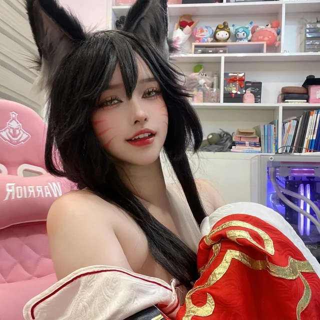 Vẻ đẹp tinh tế trong ảnh gái cosplay anime.