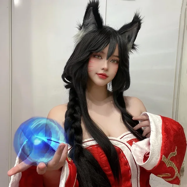 Khám phá vẻ đẹp tuyệt vời qua ảnh gái cosplay.