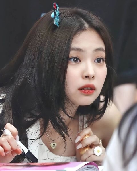 Ảnh Jennie cute 9