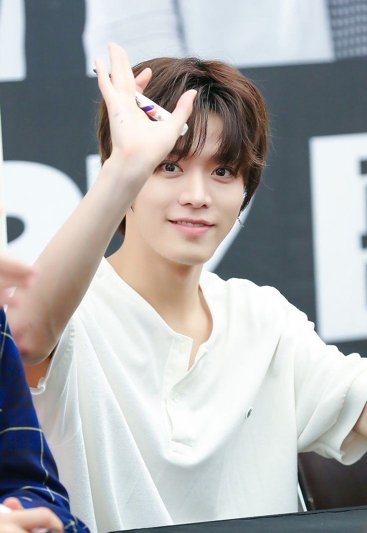 Ảnh Yuta cute 6