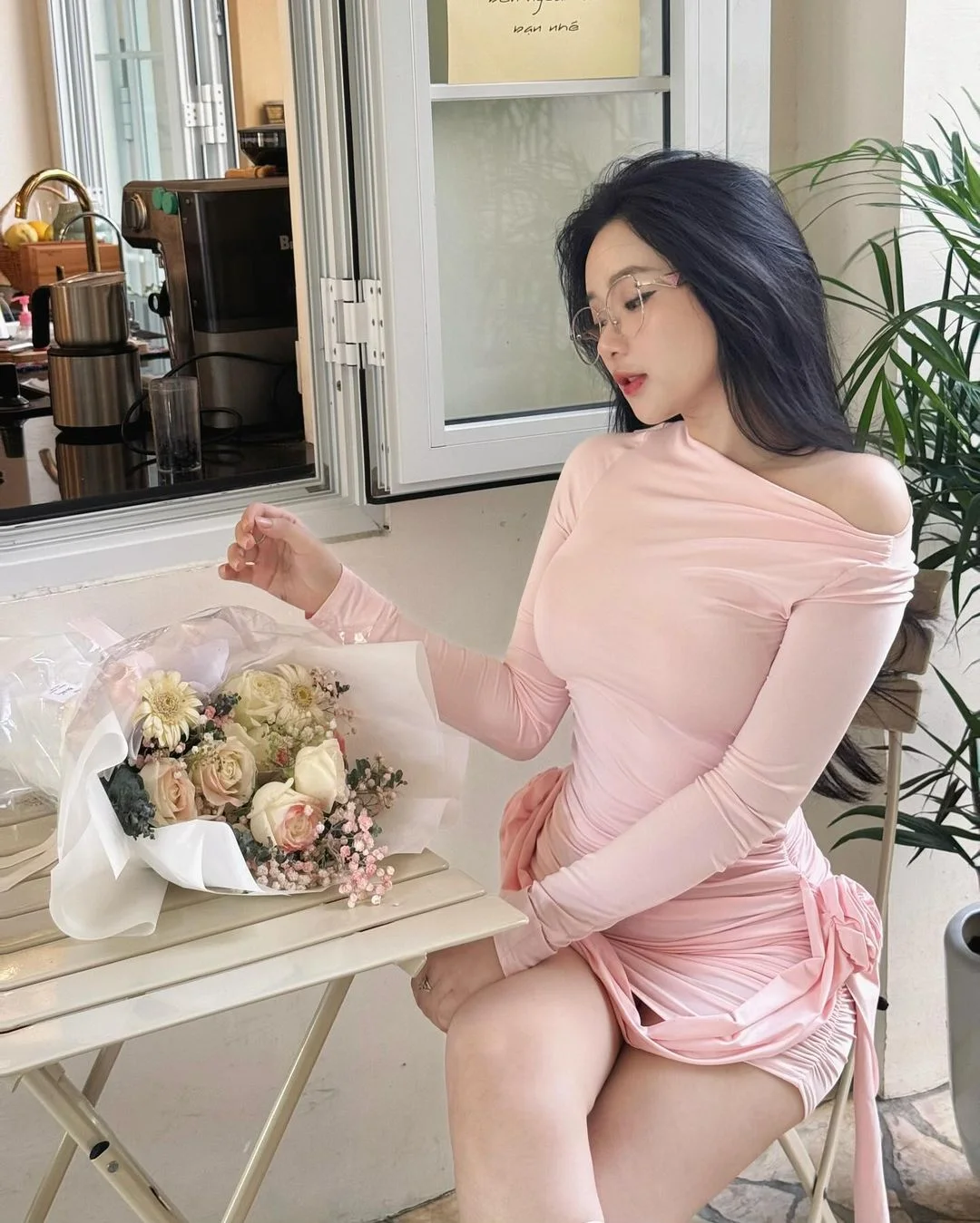 Hình ảnh gái xinh sexy nổi bật với sự cuốn hút khó cưỡng.