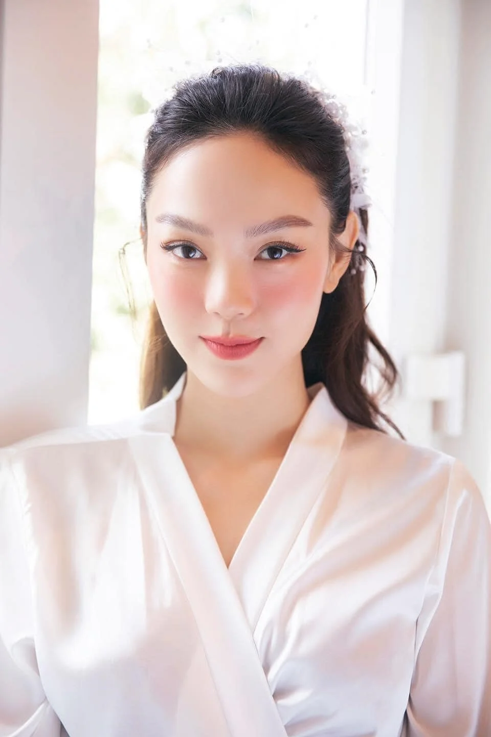 Minh Hằng 21