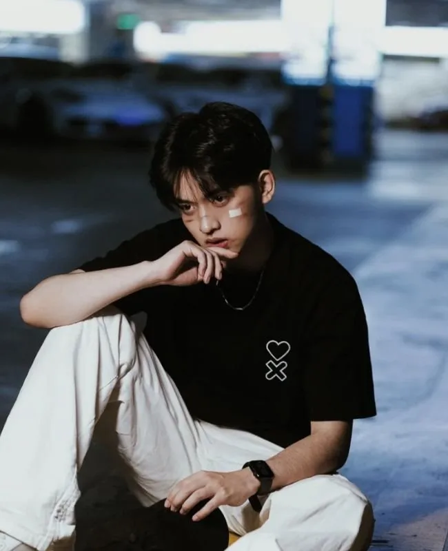 avatar sad boy đen trắng 64