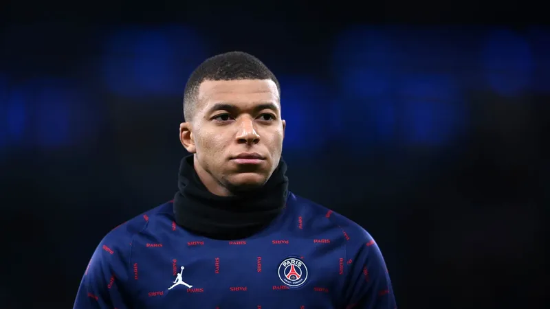 ảnh Mbappe đẹp trai 28