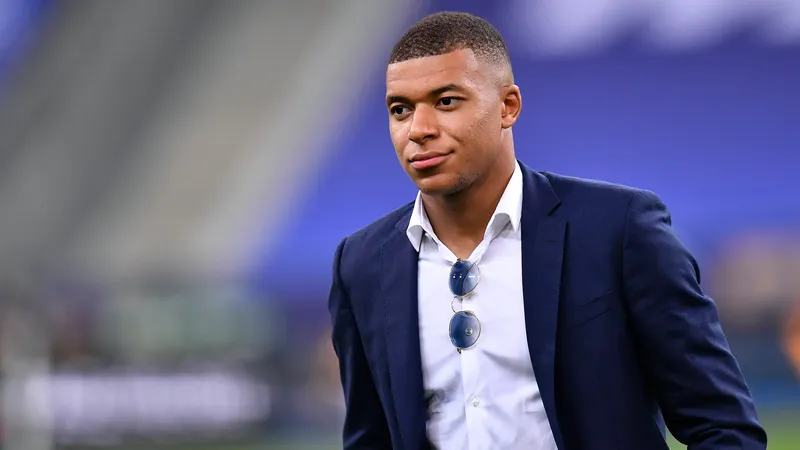 ảnh Mbappe đẹp trai 33