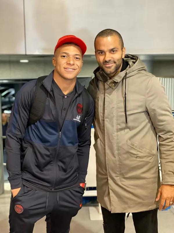 ảnh Mbappe đẹp trai 51