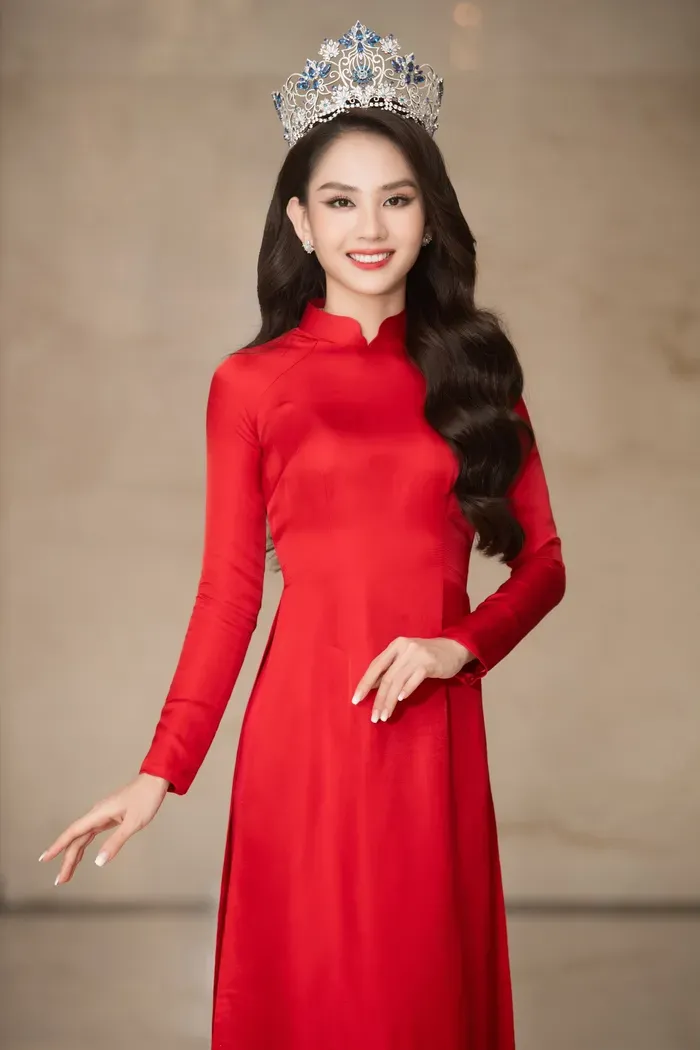 Huỳnh Nguyễn Mai Phương  18